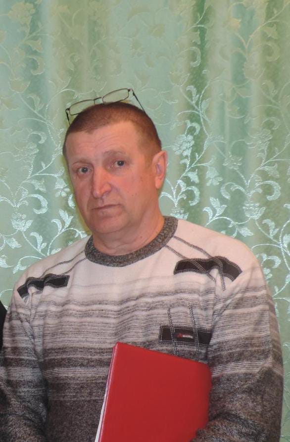 Колесников Валерий Егорович.